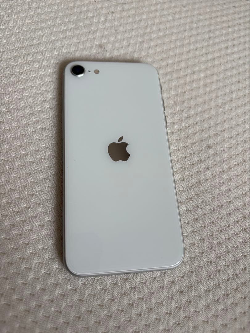 iPhone SE (2)ホワイト 本体