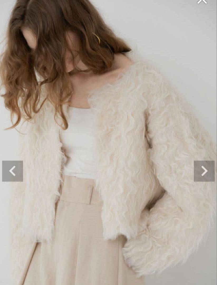 美品☆メゾンドドルチェ☆wavy cardigan ivory