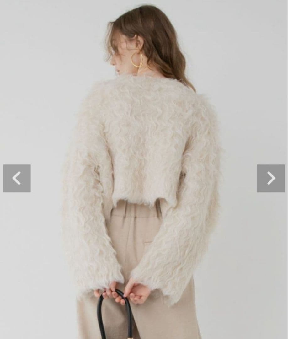 美品☆メゾンドドルチェ☆wavy cardigan ivory