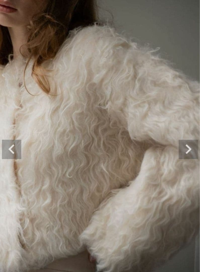 美品☆メゾンドドルチェ☆wavy cardigan ivory