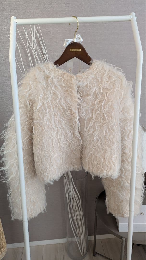 美品☆メゾンドドルチェ☆wavy cardigan ivory