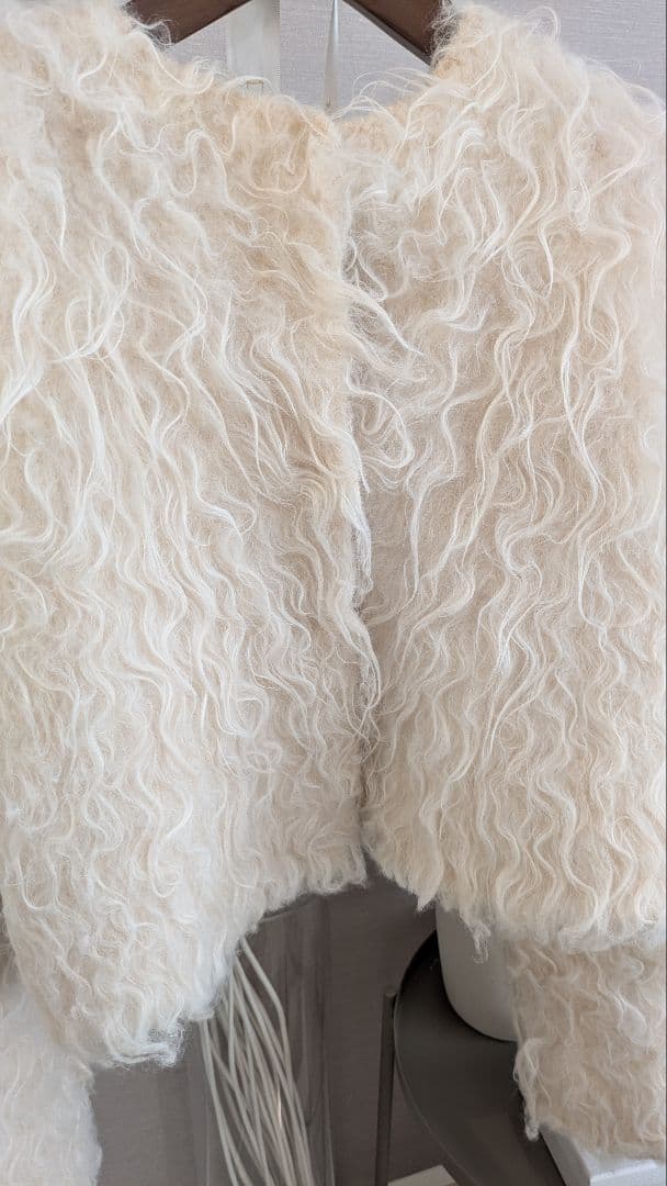 美品☆メゾンドドルチェ☆wavy cardigan ivory