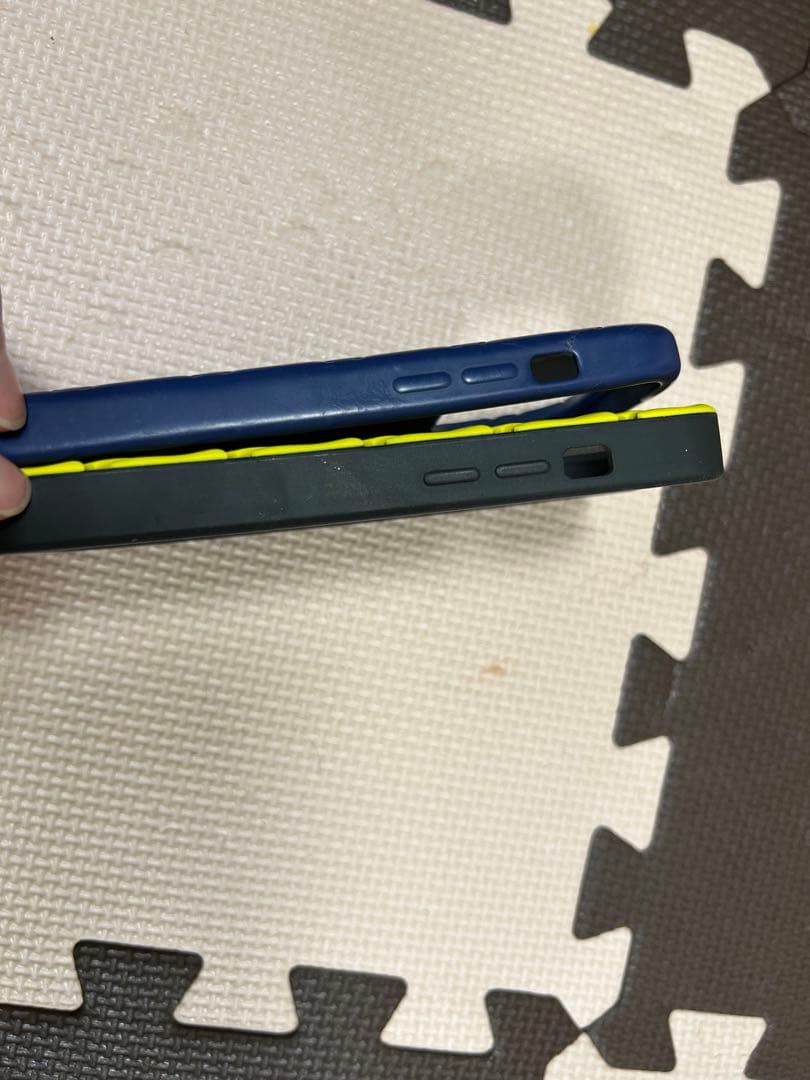 iPhoneアクセサリー iPhone14 Pro BOTTEGA VENETA