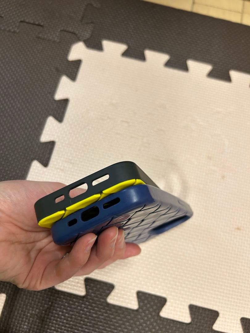 iPhoneアクセサリー iPhone14 Pro BOTTEGA VENETA