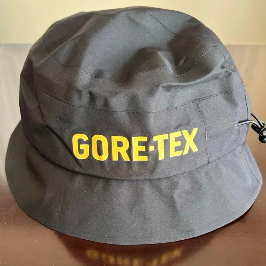 へ*ん様 タグ無・未使用 ASICS×BEAMS GORE-TEX Hat ビー