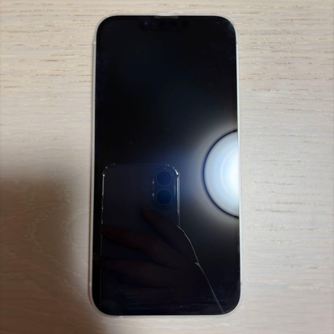 Apple iPhone 13 ホワイト 128GB 箱付 バッテリー容量77%