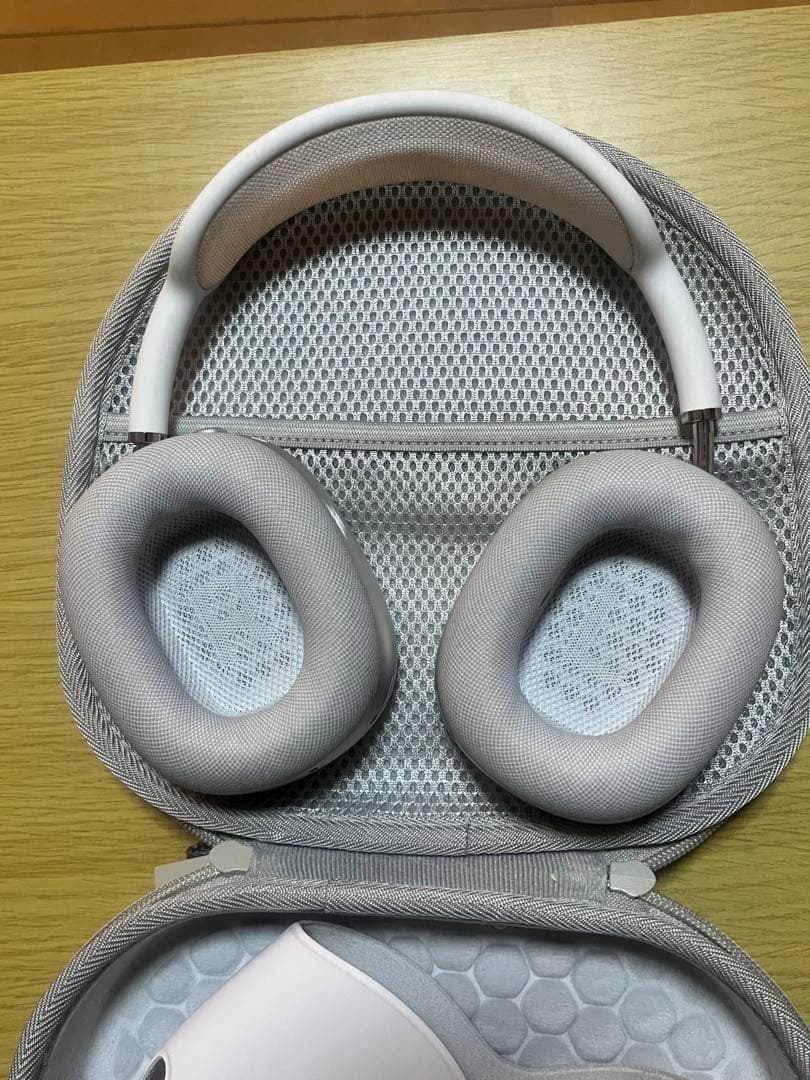 AirPods Max ケース・ケーブル付き　シルバー