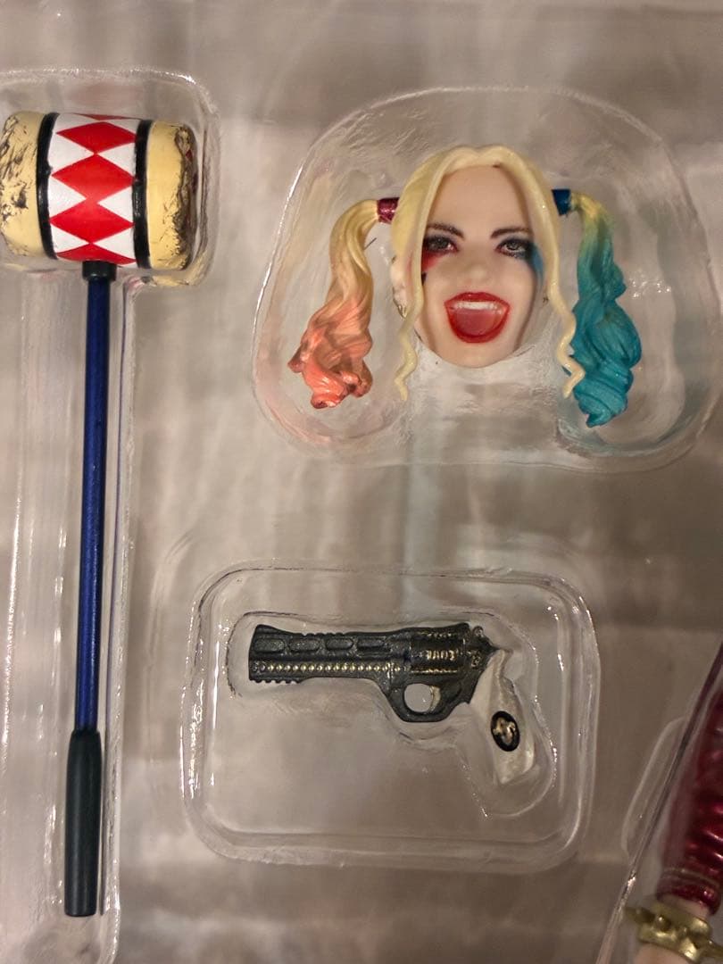 MAFEX マフェックス 033 HARLEY QUINN ハーレークイン