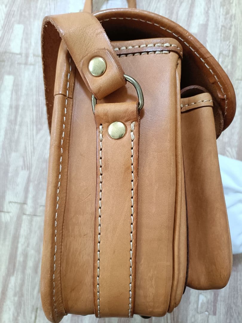 HERZ ヘルツ ギボシ留めショルダー CK-100 Lサイズ