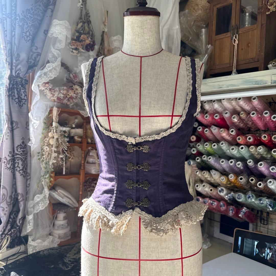 トップス EXCENTRIQUE