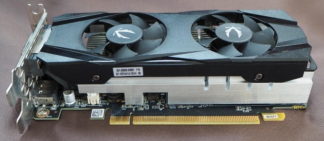 中古 動作品 GeForce GTX 1650 4GB グラフィックボード