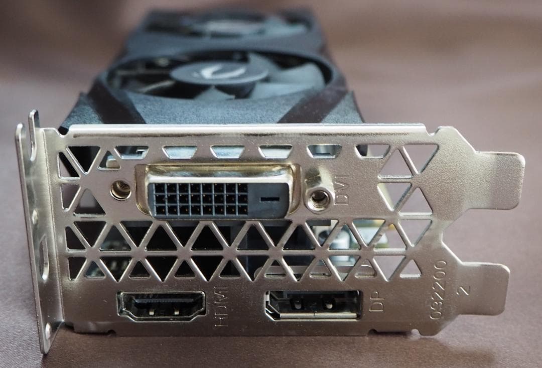 中古 動作品 GeForce GTX 1650 4GB グラフィックボード