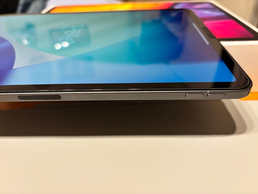 ✨美品✨iPad Pro第2世代11インチ128GB WiFiスペースグレイ