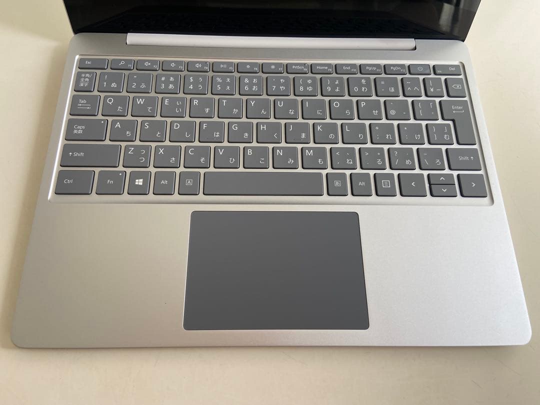 美品Surface Laptop Go（i5/8GB/128GB/Office）