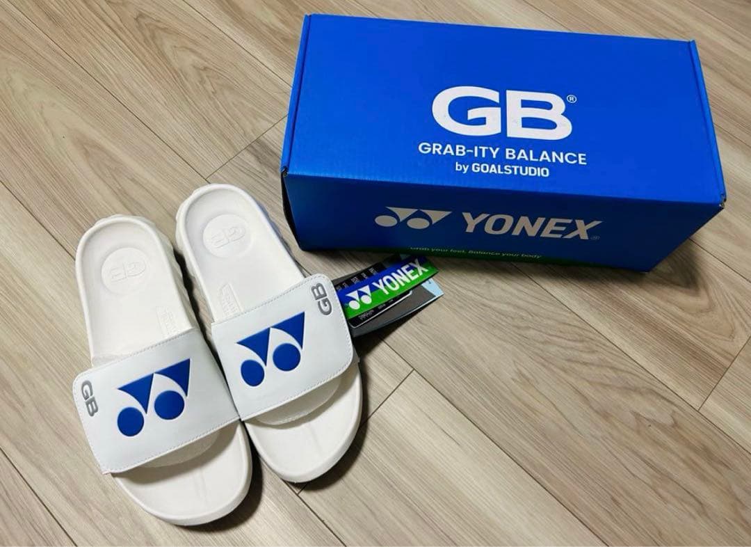 ヨネックス　サンダル　海外限定　27cm