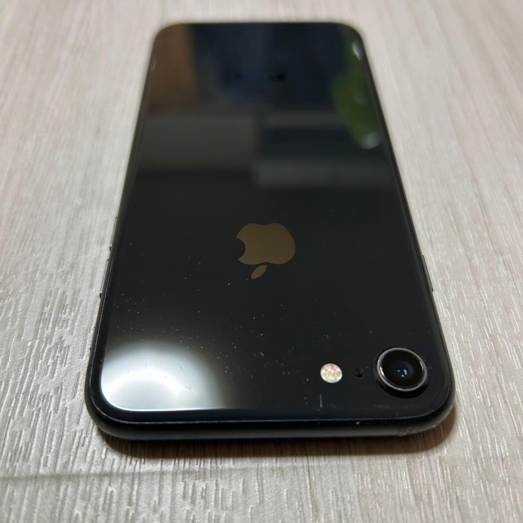 iPhone8 64GB 本体 SIMロックなし　内カメラ故障