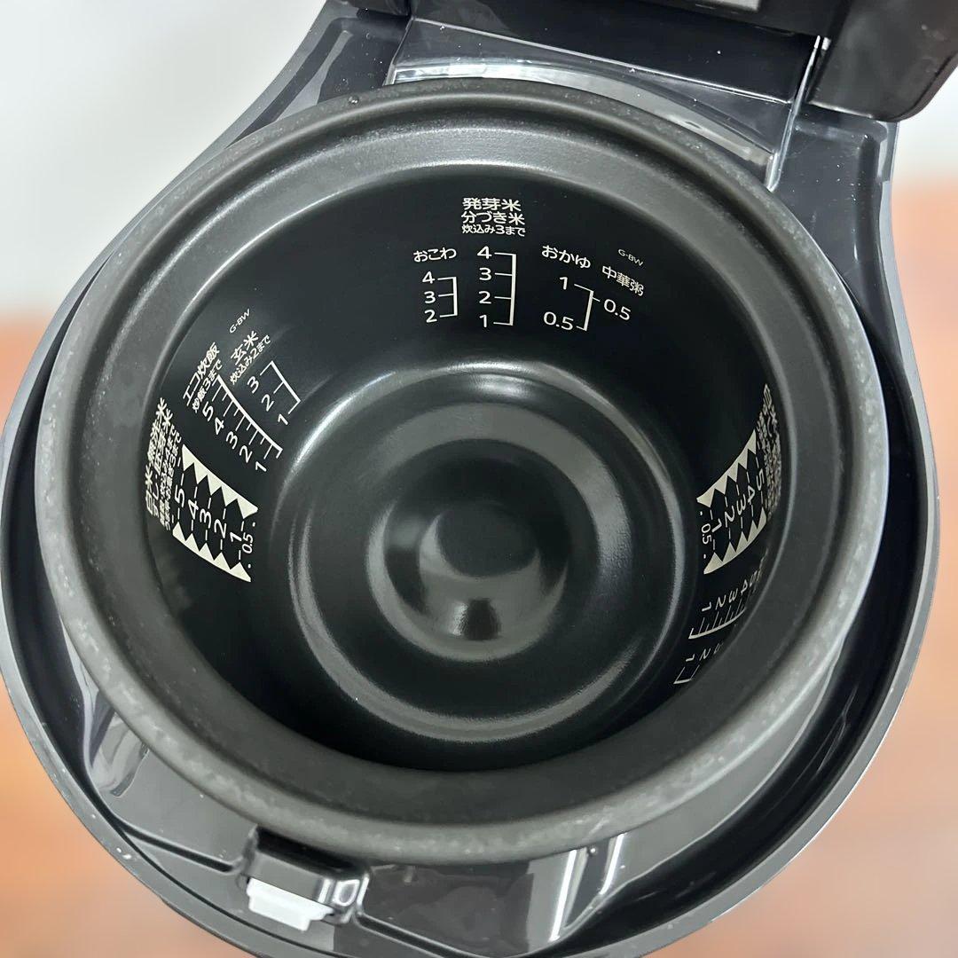 ★極美品★三菱IH炊飯器 NJ-BW10G-B 5.5合 炭漆黒モデル