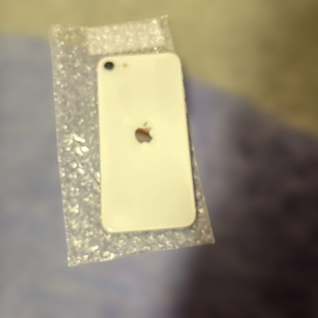 スマートフォン本体 ホワイト