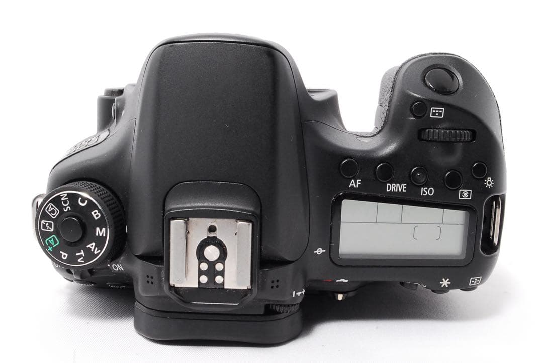 WiFiで楽々転送◆Canon EOS 70D◆STMレンズ搭載◆一眼レフカメラ