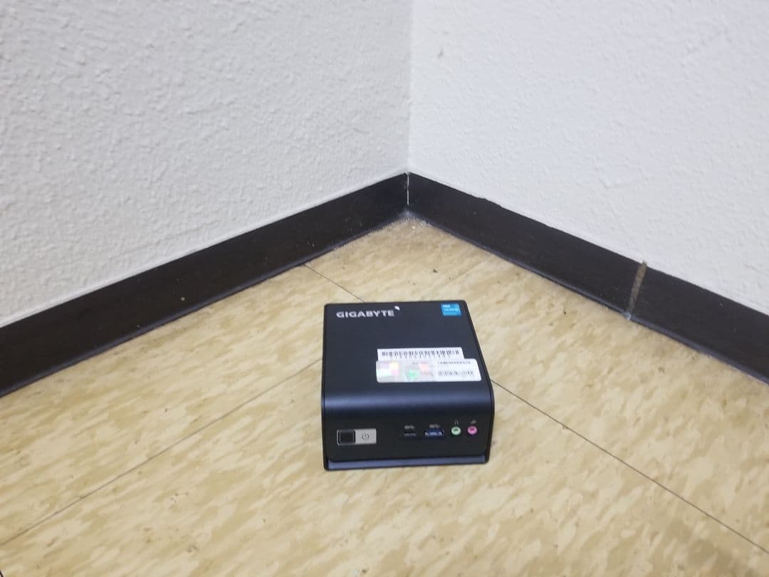 GIGABYTE GB-BMCE-5105 ミニPC ベアボーン CPU11th