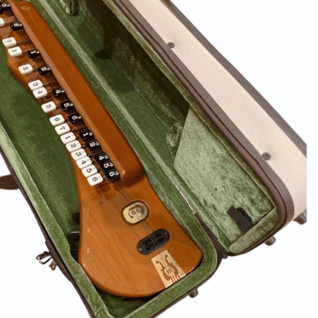 【美品】SUZUKI 電気ソプラノ大正琴 こはくCHK-1 和楽器 スズキ