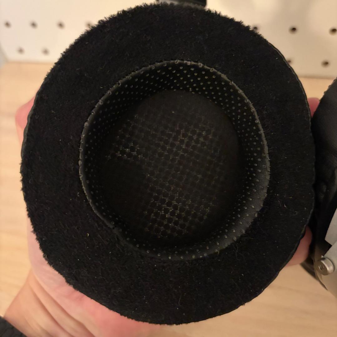 水月雨 Moondrop 大都会 - Cosmo