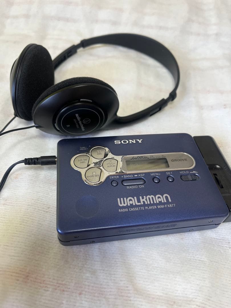 SONY WALKMAN WM-FX877 カセットウォークマン　ヘッドフォン付