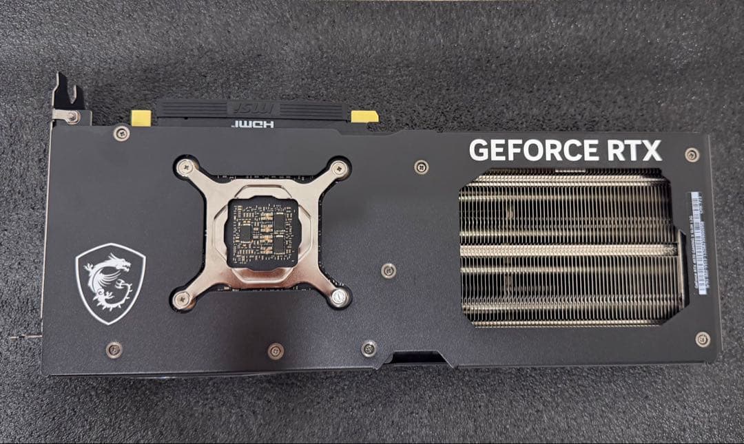 モノスMSI GEFORCE RTX 4070 GAMING X SLIM