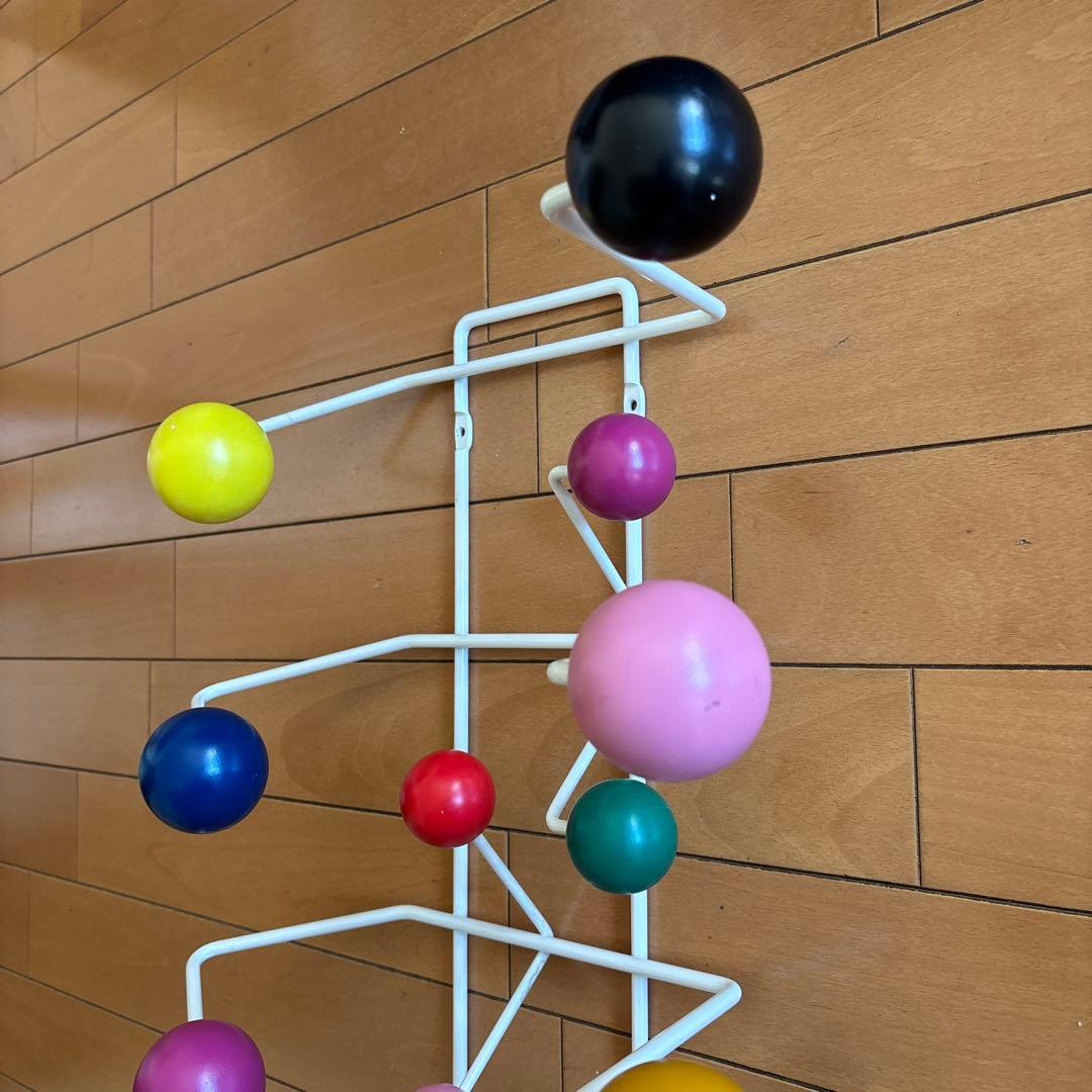 イームズ　ハングイットオール