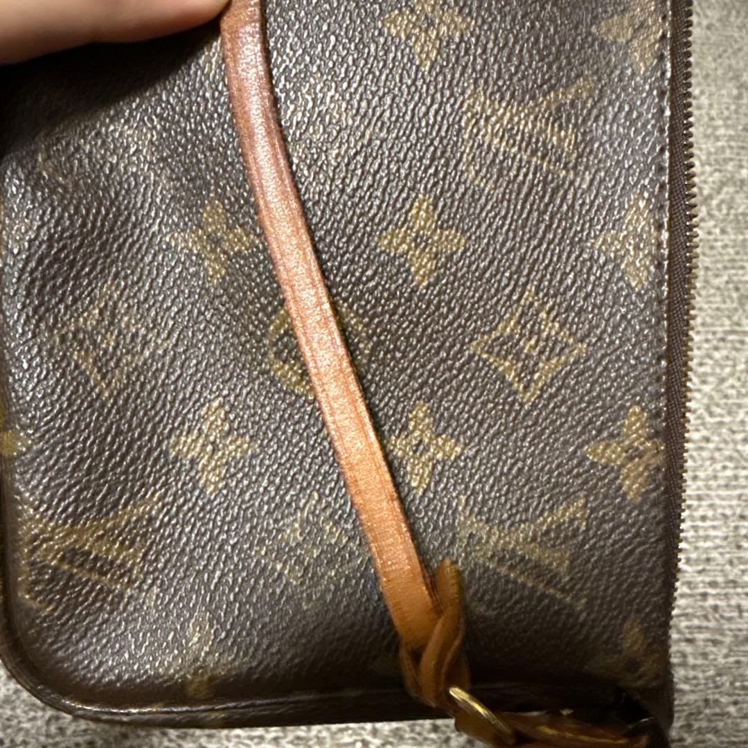 ルイヴィトン モノグラム ポシェット