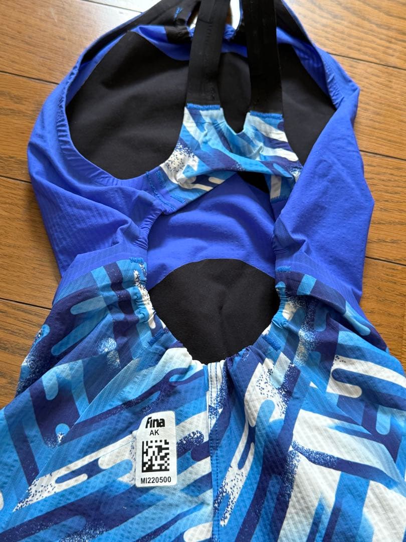 美品　試着のみ　ミズノ　高速水着　競泳水着　GX SONIC Ⅲ ST 140