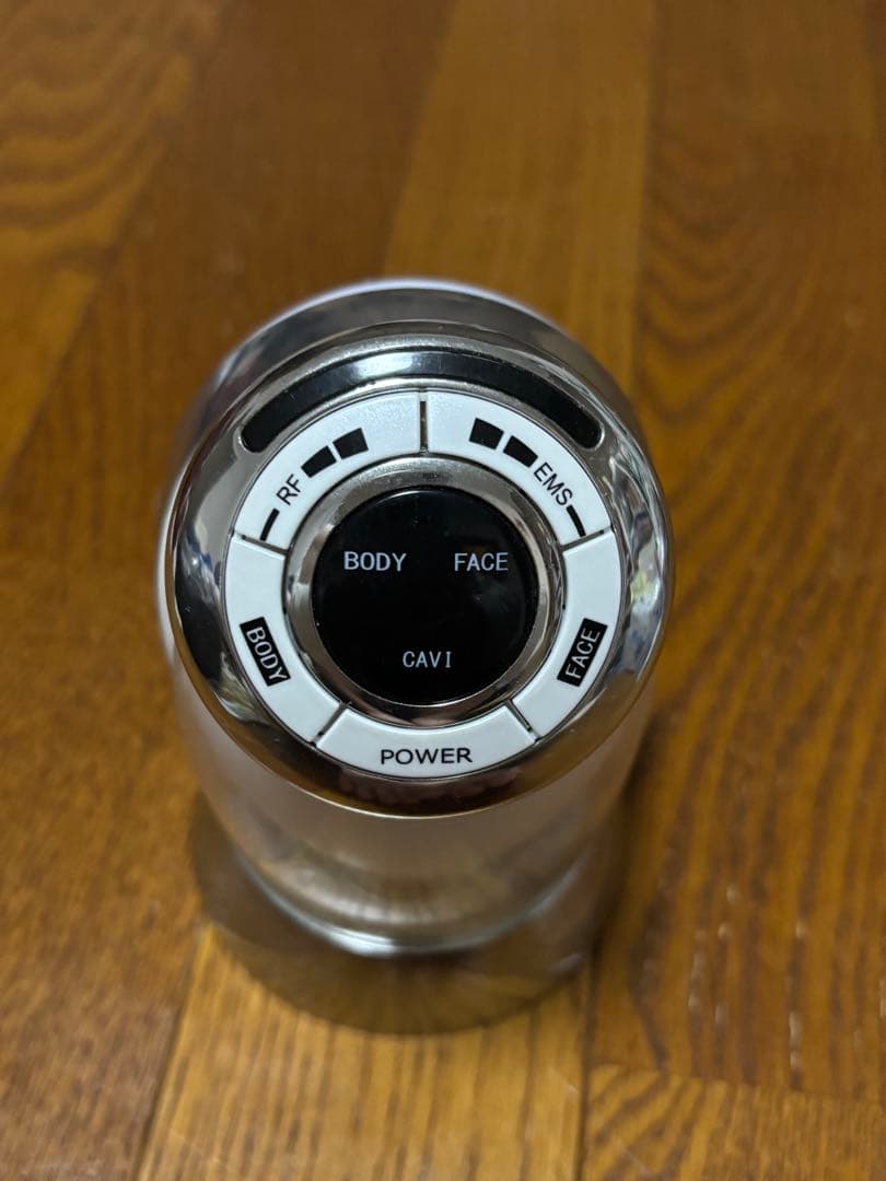 RF EMS CAVI 美顔器