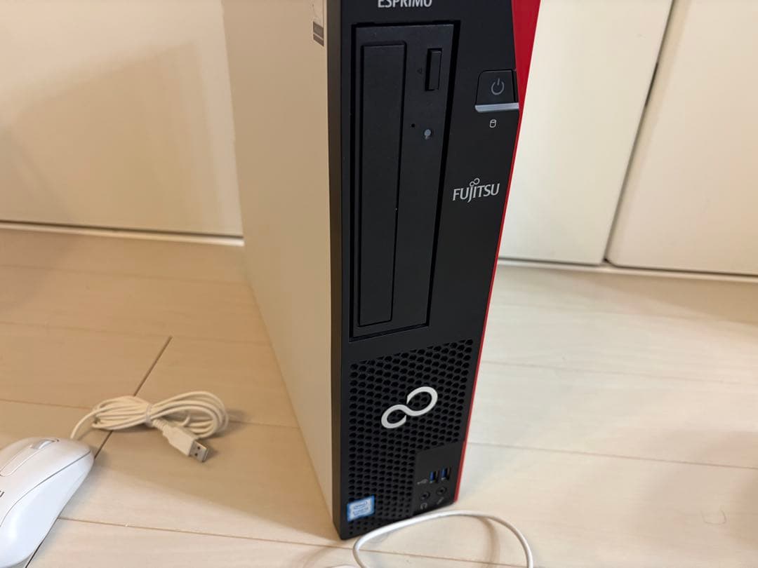 【美品】FUJITSU ESPRIMO D558/T デスクトップPC