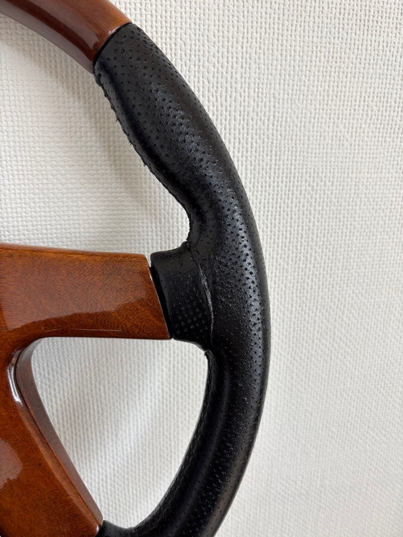 希少 ナルディ ウッドステアリング　ホーン付き