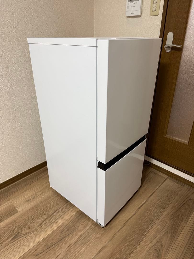 K*n様 Hisense 冷蔵庫 HR-D13E3W 2024年製　135L