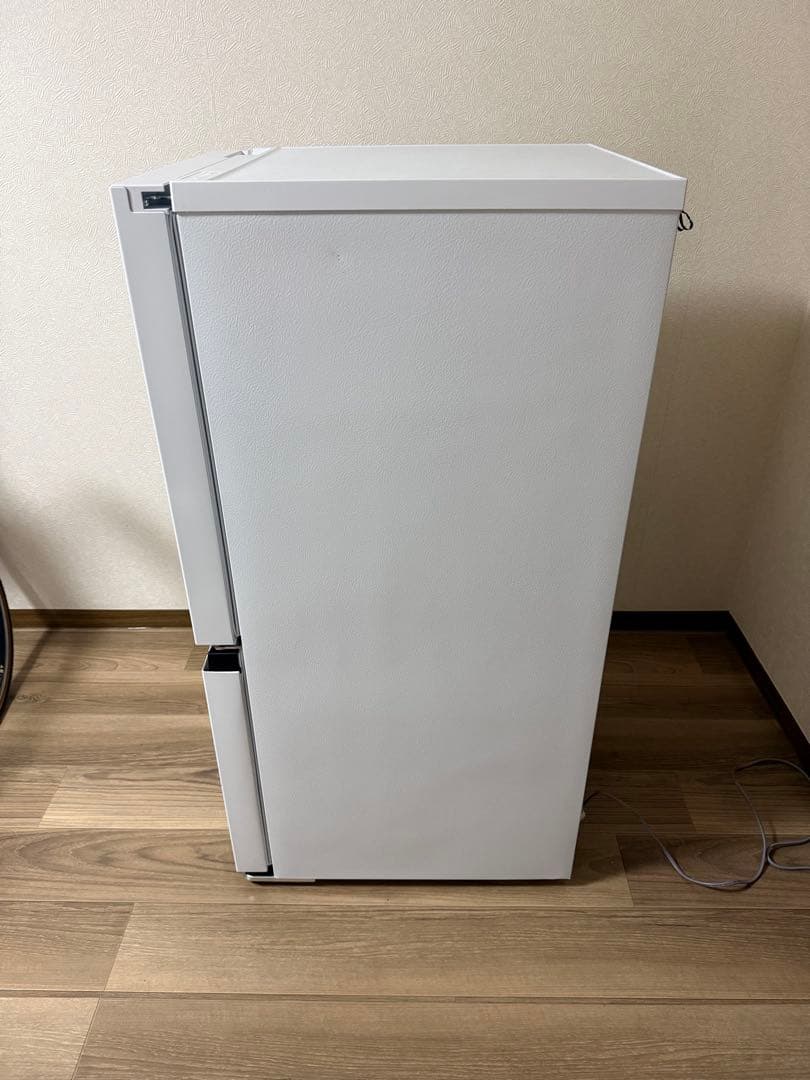 K*n様 Hisense 冷蔵庫 HR-D13E3W 2024年製　135L