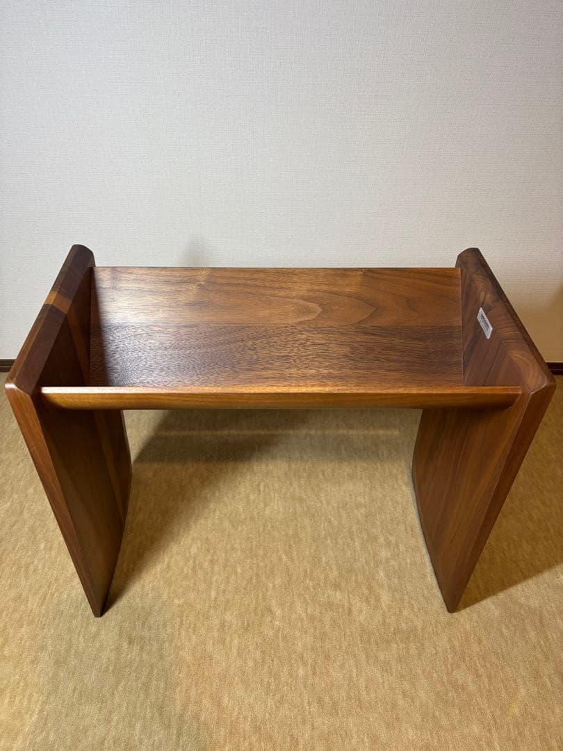 ナガインテリア　サイドテーブル　ウォールナット