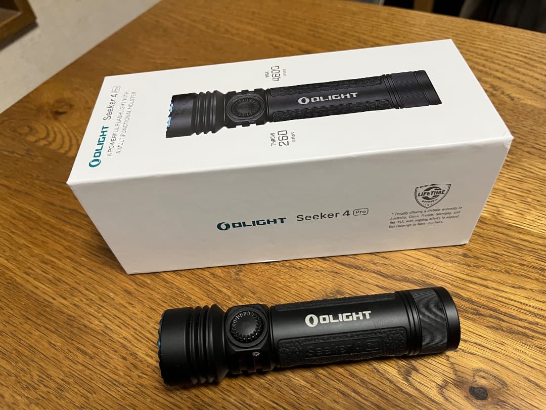 オーライト olight Seeker 4 Pro