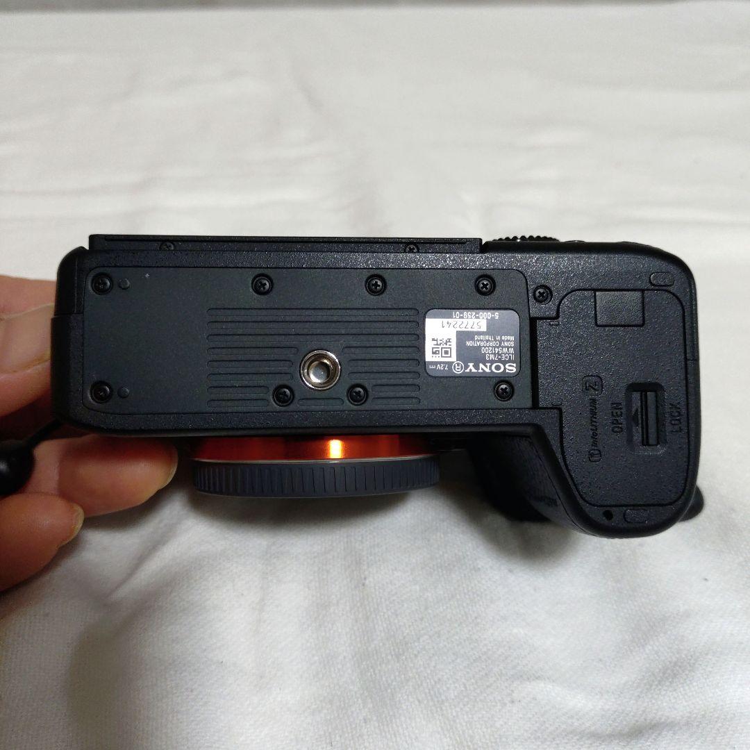 SONY α7 III ズームレンズキット ミラーレスカメラ