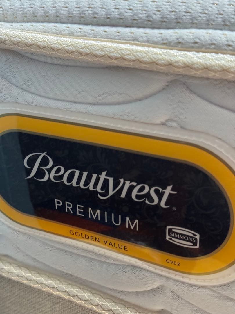 【美品】Simmonsシモンズ6.5インチゴールデンバリュー　セミダブル