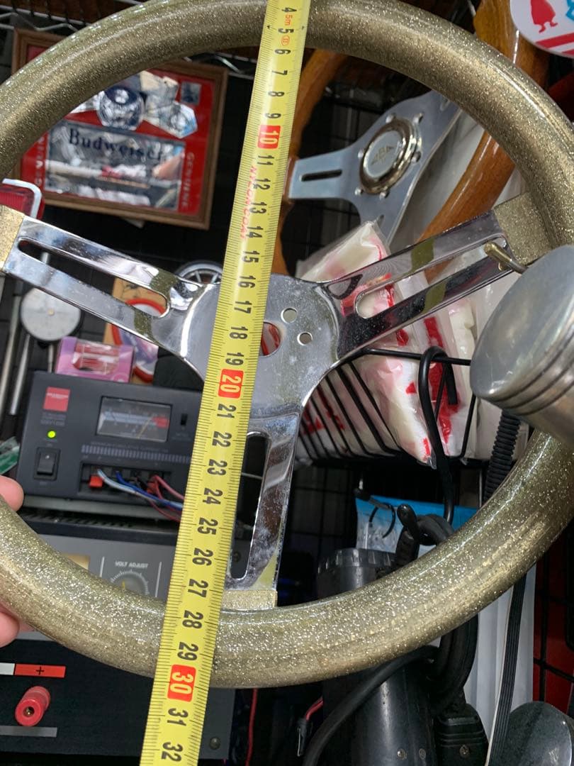 ゴールド ラメ　ステアリング　ムーンアイズ　グラント　30センチ ディープコーン