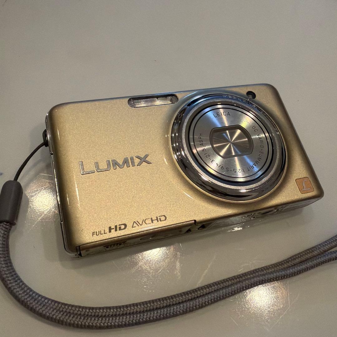 Panasonic LUMIX DMC-FX77 ゴールド
