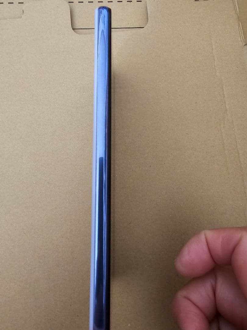 GalaxyA52 5G SC-53B 本体　➕️　保護フィルム付き(2枚)