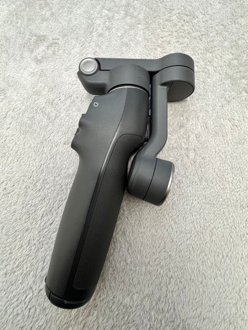 【美品】 Osmo Mobile 7P スマホ　ジンバルスタビライザー(三脚付)