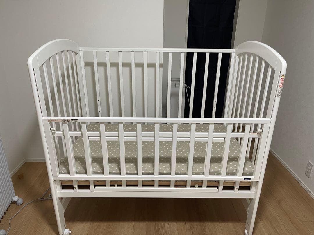 katoji カトージ　ベビーベッド　ハイポジション