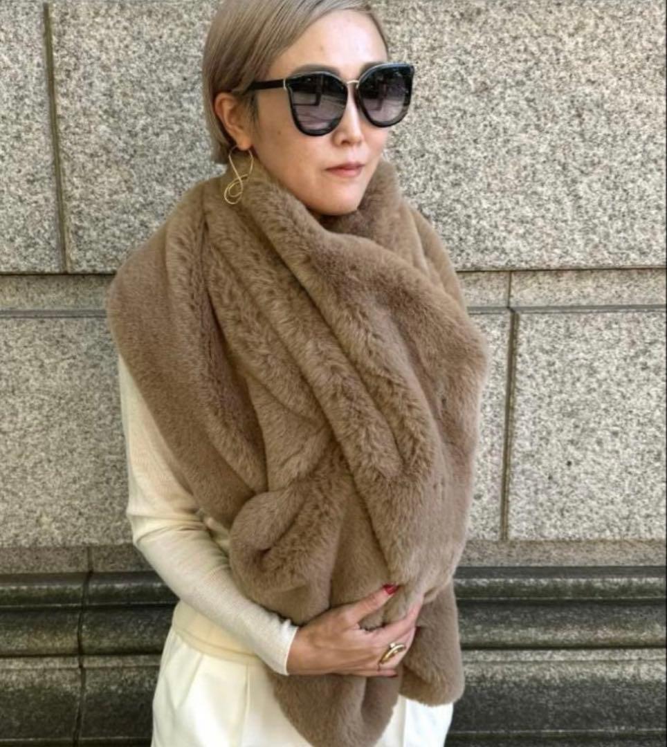 【未使用】JENNE リッチボリュームファーケープ