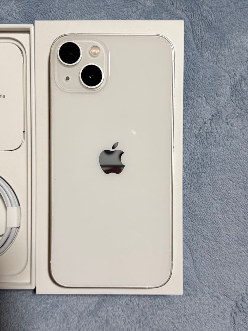 Apple iPhone 13 ホワイト スターライト　本体 充電ケーブル付き