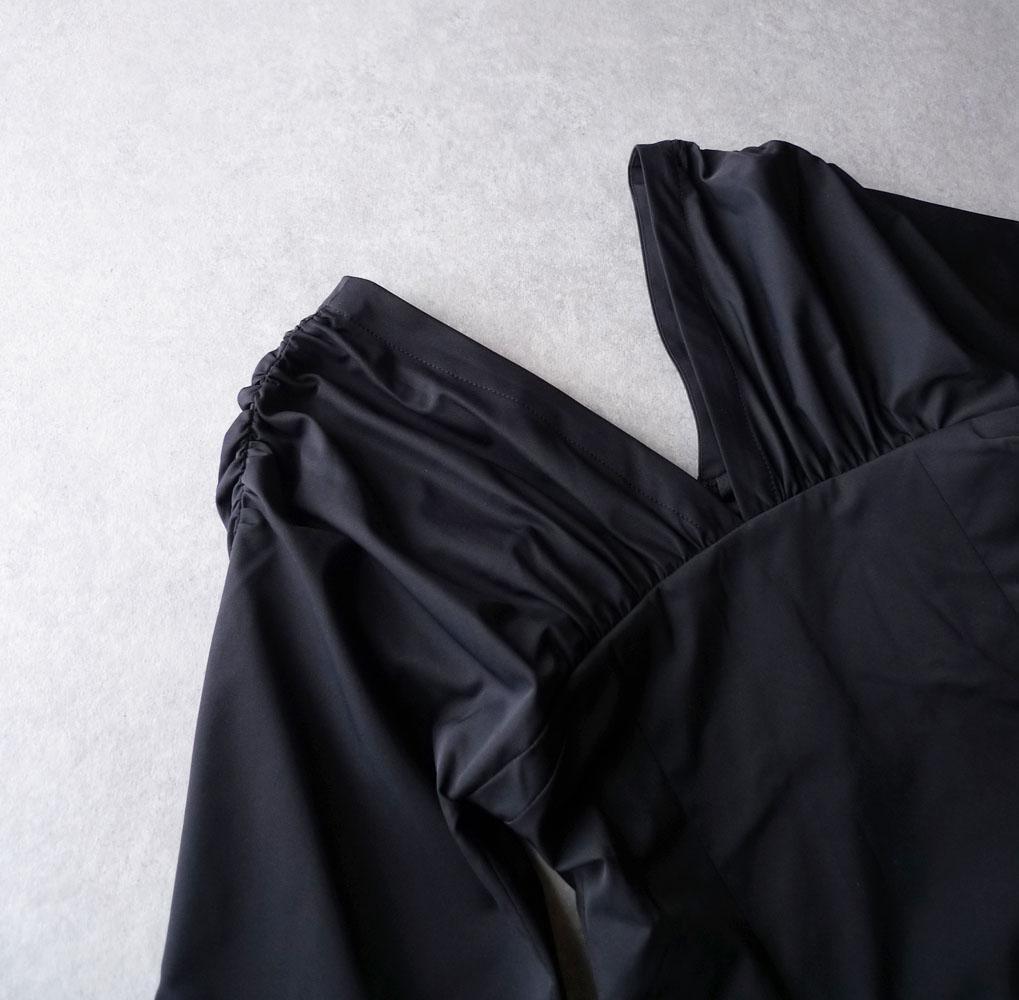 美品 ELIN 5万 ブラックのワンピース エリン デミルクスビームス Z89