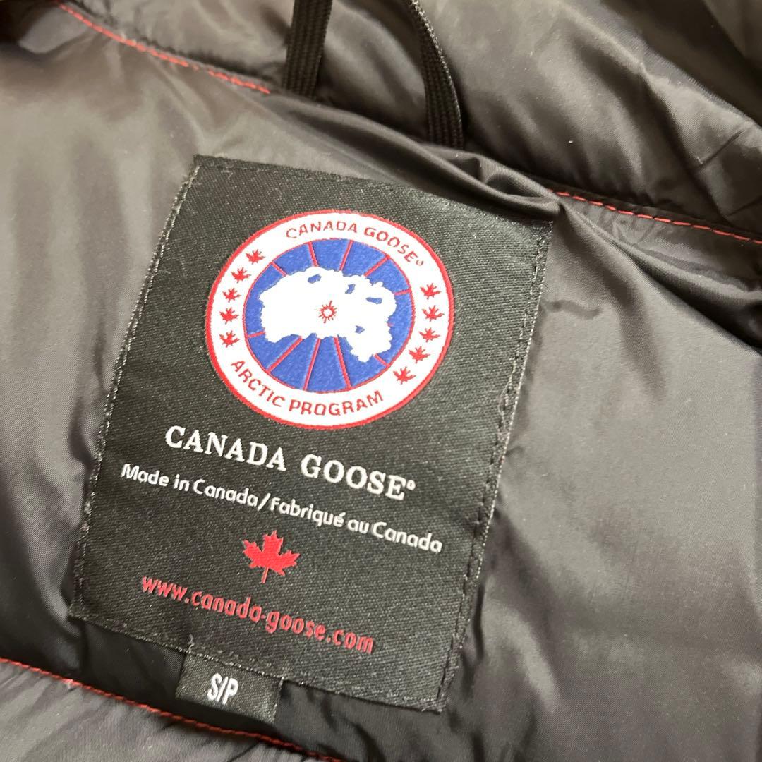 フリークスストア別注　カナダグース 赤 ダウンベスト S