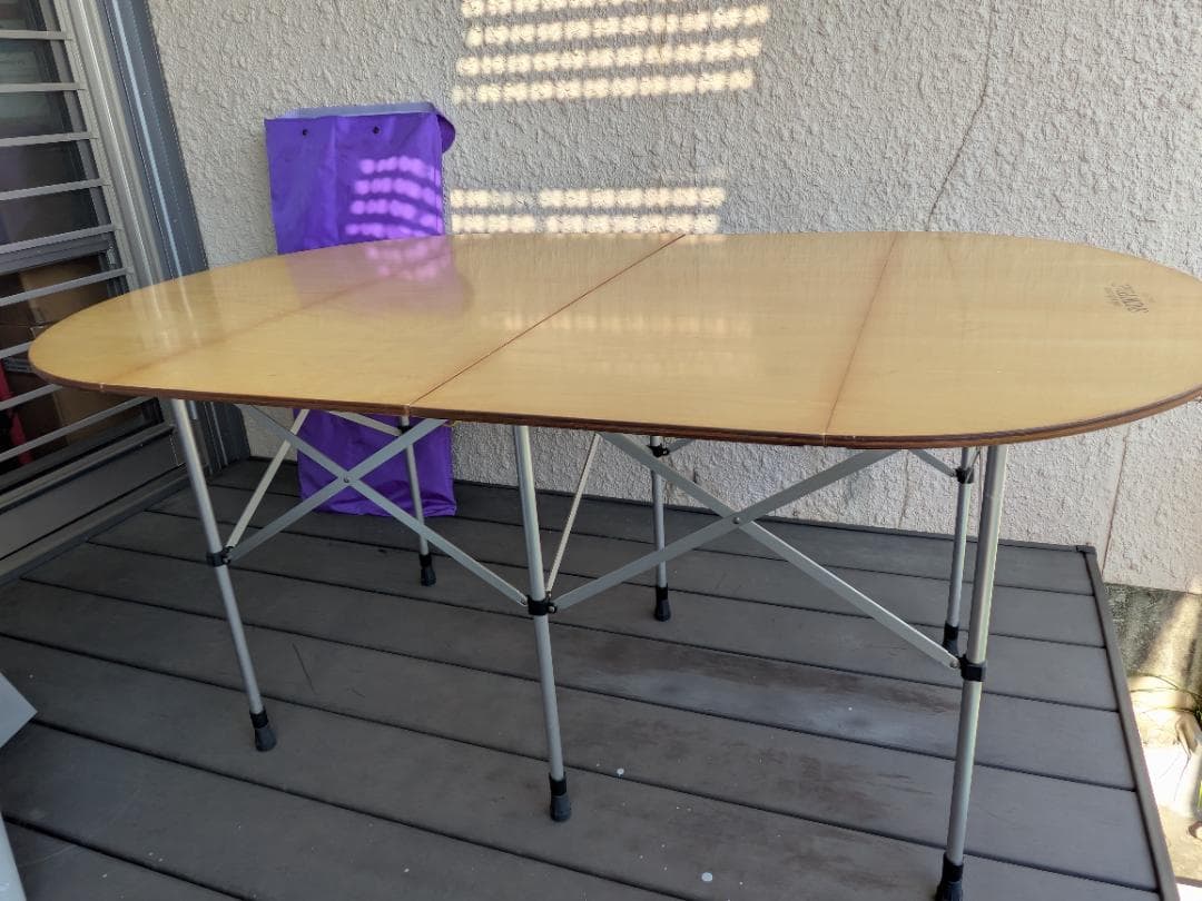 折りたたみテーブル